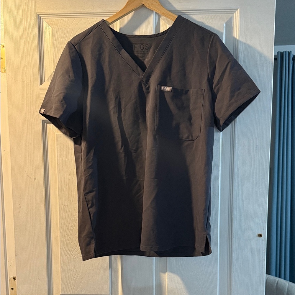 Figs Women's Charcoal V-Neck Tee